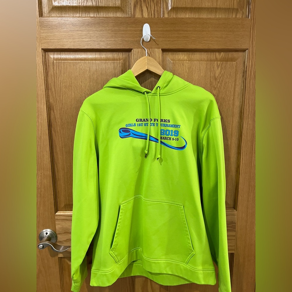 sport tek Hoodie